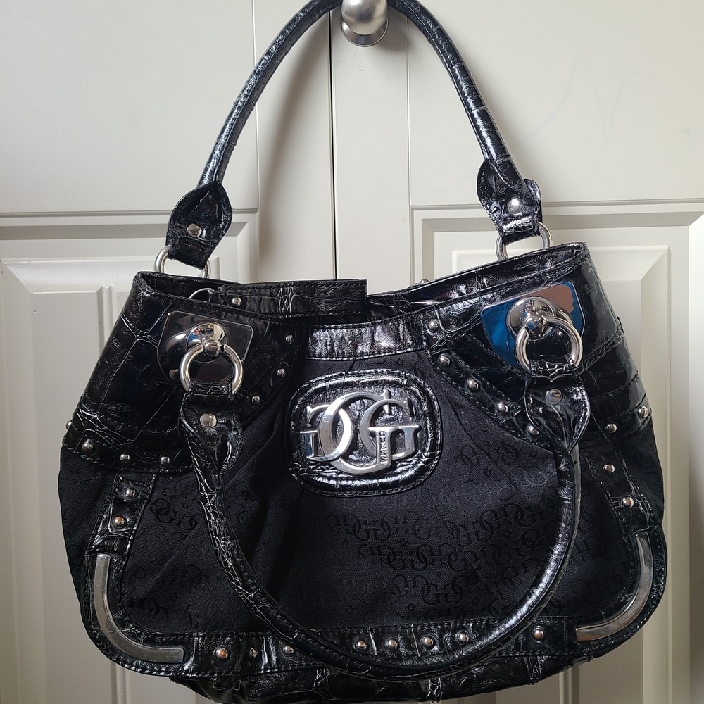 2 Guess Purses